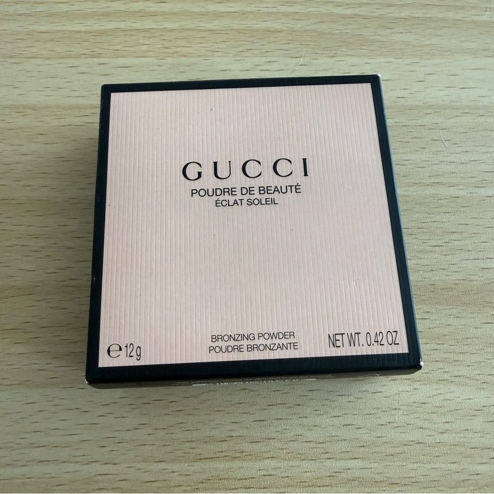 NIB Gucci Sun Kissed Glow Powder 03 - Picture 11 of 13